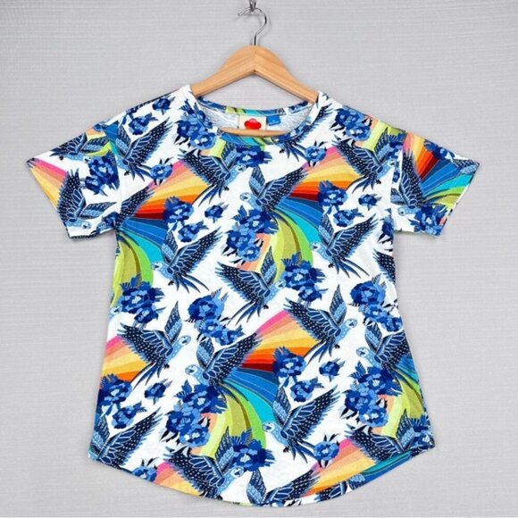 FARM Rio Aves Graphic T-shirt Women Sz. XS Safari Birds Parrots Rainbow Tropical - Picture 2 of 9